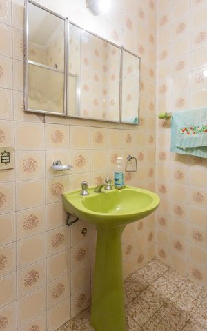 Casa à venda com 123m², 2 quartos e 1 vagaBanheiro social