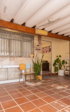 Casa à venda com 123m², 2 quartos e 1 vagaGaragem
