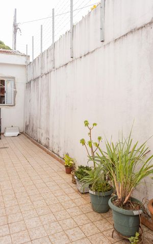 Casa à venda com 123m², 2 quartos e 1 vagaQuintal