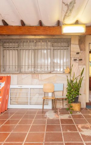 Casa à venda com 123m², 2 quartos e 1 vagaGaragem