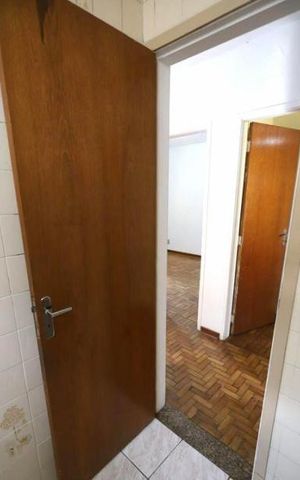 Casa à venda com 228m², 4 quartos e 3 vagas