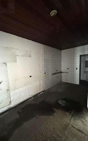 Casa à venda com 117m², 2 quartos e 2 vagas