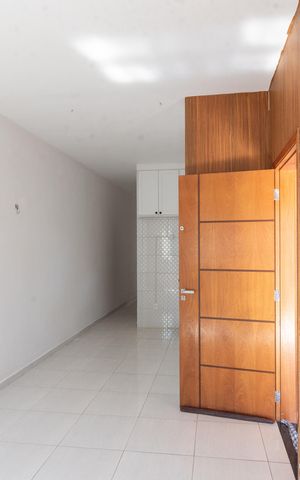 Casa para alugar com 115m², 2 quartos e 2 vagas Casa para alugar com 115m², 2 quartos e 2 vagasSala