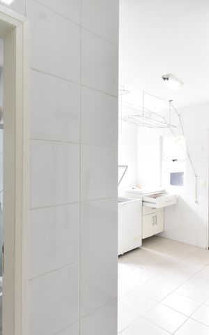 Casa de condomínio à venda com 350m², 4 quartos e 4 vagasÁrea de Serviço