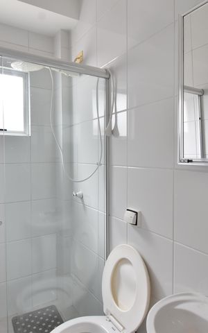Casa de condomínio à venda com 350m², 4 quartos e 4 vagasBanheiro 2
