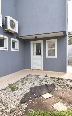 Casa de condomínio à venda com 350m², 4 quartos e 4 vagasQuintal