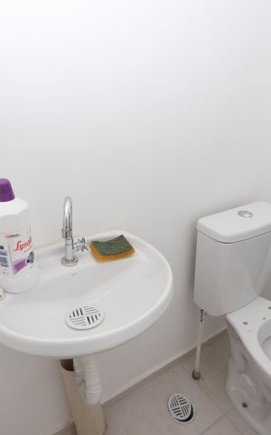 Apartamento para alugar com 39m², 2 quartos e sem vagaBanheiro