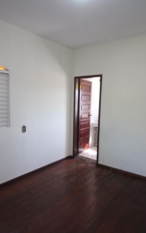 Casa para alugar com 90m², 3 quartos e 3 vagasQuarto 1