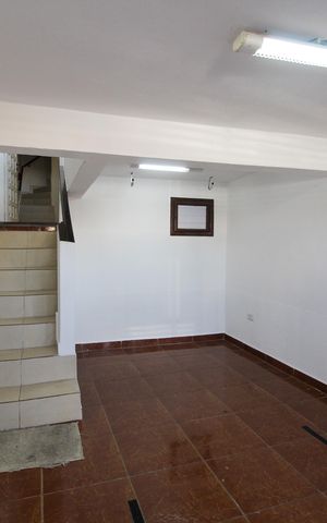 Casa à venda com 77m², 2 quartos e 1 vaga Casa à venda com 77m², 2 quartos e 1 vagaGaragem