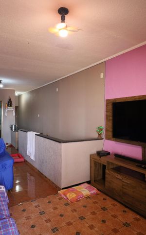 Casa para alugar com 175m², 3 quartos e 2 vagasSala