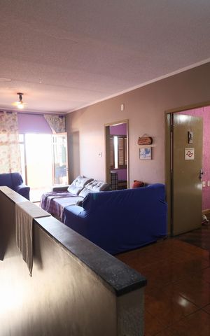 Casa para alugar com 175m², 3 quartos e 2 vagasSala