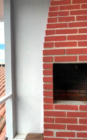 Casa à venda com 178m², 3 quartos e 1 vaga