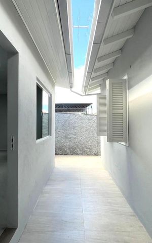 Casa à venda com 178m², 3 quartos e 1 vaga