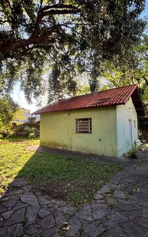 Casa à venda com 552m², 3 quartos e 3 vagas Casa à venda com 552m², 3 quartos e 3 vagasÁrea externa