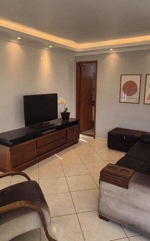 Apartamento para alugar com 130m², 3 quartos e sem vaga Apartamento para alugar com 130m², 3 quartos e sem vagaSala