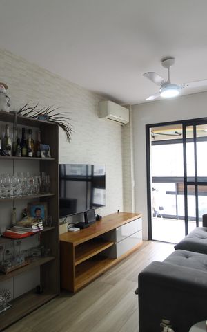 Apartamento à venda com 76m², 3 quartos e 1 vagaSala