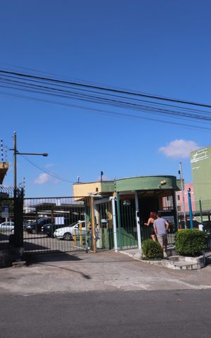 Apartamento à venda com 55m², 2 quartos e 1 vagaFachada