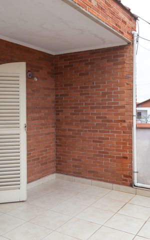Casa à venda com 195m², 3 quartos e 2 vagasQuarto 1 - Varanda