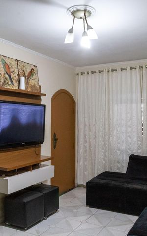 Casa à venda com 195m², 3 quartos e 2 vagasSala
