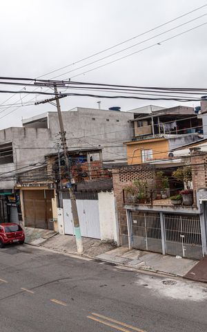 Casa à venda com 195m², 3 quartos e 2 vagasQuarto 1 - Varanda