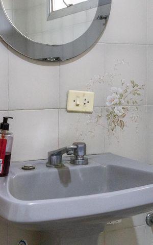 Casa à venda com 195m², 3 quartos e 2 vagasBanheiro 1