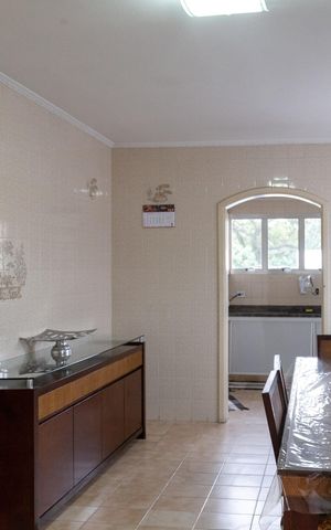 Casa à venda com 195m², 3 quartos e 2 vagasCopa