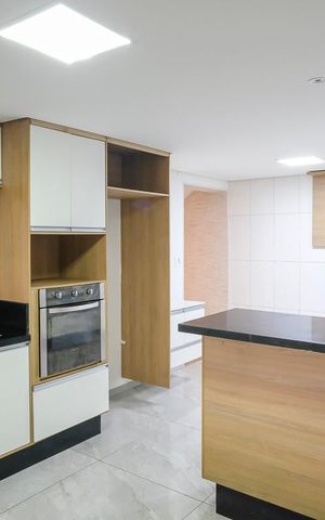 Casa à venda com 112m², 3 quartos e 2 vagasÁrea de serviçov