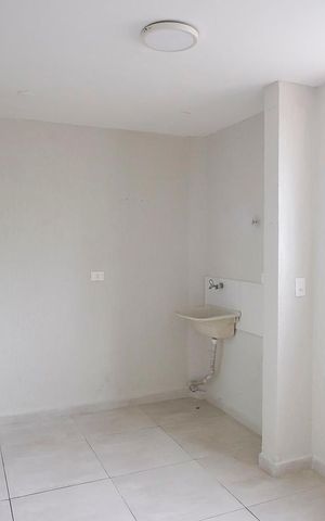 Casa à venda com 112m², 3 quartos e 2 vagasÁrea de serviço