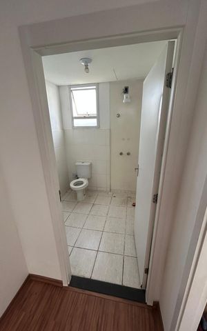 Apartamento à venda com 60m², 2 quartos e sem vaga Apartamento à venda com 60m², 2 quartos e sem vagaBanheiro