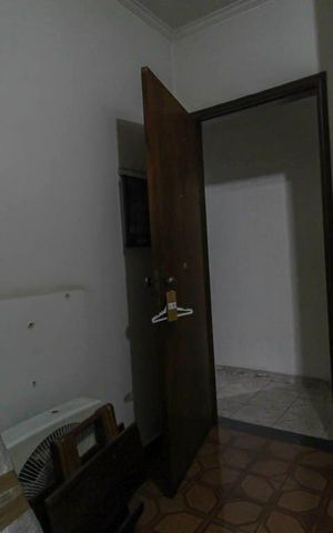 Casa à venda com 250m², 4 quartos e 2 vagas Casa à venda com 250m², 4 quartos e 2 vagasQuarto 1