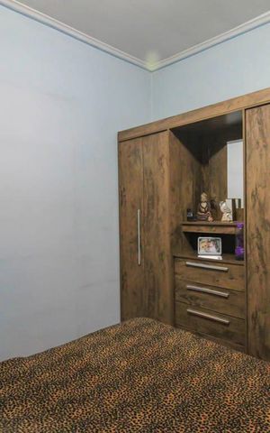 Casa à venda com 250m², 4 quartos e 2 vagas Casa à venda com 250m², 4 quartos e 2 vagasQuarto 2