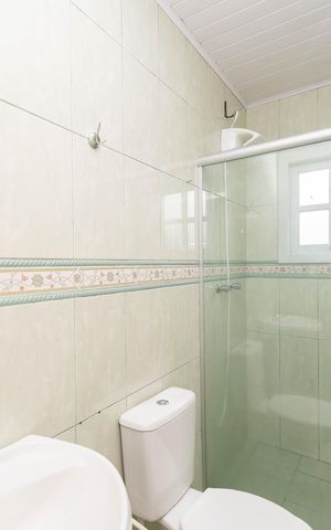 Casa para alugar com 220m², 3 quartos e 2 vagas Casa para alugar com 220m², 3 quartos e 2 vagasBanheiro