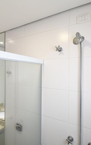 Casa de condomínio para alugar com 180m², 3 quartos e 4 vagasBanheiro 2