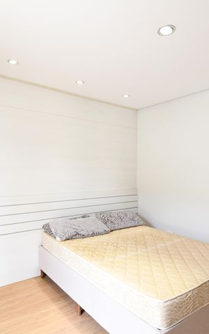 Casa de condomínio para alugar com 180m², 3 quartos e 4 vagasSuíte