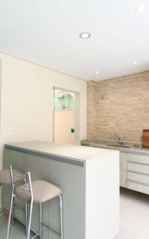 Casa de condomínio para alugar com 180m², 3 quartos e 4 vagasÁrea gourmet
