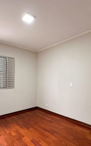 Casa à venda com 90m², 2 quartos e 3 vagas Casa à venda com 90m², 2 quartos e 3 vagasQuarto 2