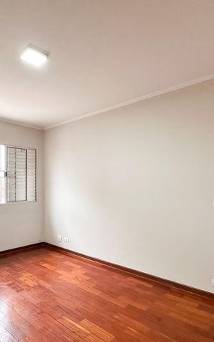 Casa à venda com 90m², 2 quartos e 3 vagas Casa à venda com 90m², 2 quartos e 3 vagasQuarto 1