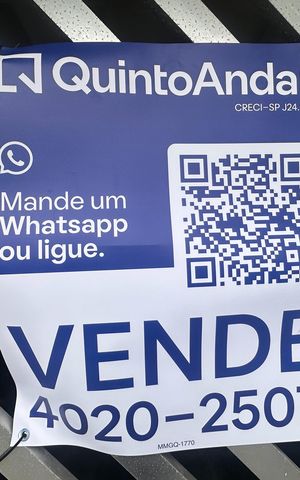 Casa à venda com 90m², 2 quartos e 3 vagas Casa à venda com 90m², 2 quartos e 3 vagasPlaca