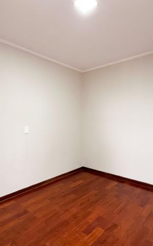 Casa à venda com 90m², 2 quartos e 3 vagas Casa à venda com 90m², 2 quartos e 3 vagasQuarto 2