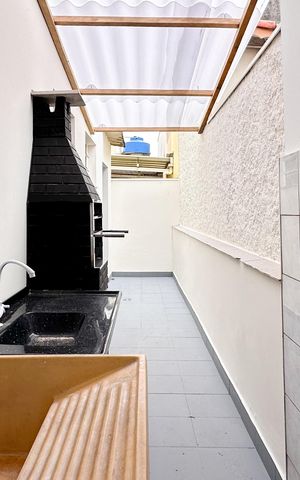 Casa à venda com 90m², 2 quartos e 3 vagas Casa à venda com 90m², 2 quartos e 3 vagasÁrea de Serviço