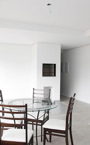 Apartamento à venda com 96m², 2 quartos e 2 vagasSala