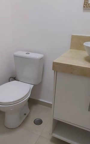 Apartamento à venda com 68m², 2 quartos e 1 vaga Apartamento à venda com 68m², 2 quartos e 1 vagaBanheiro