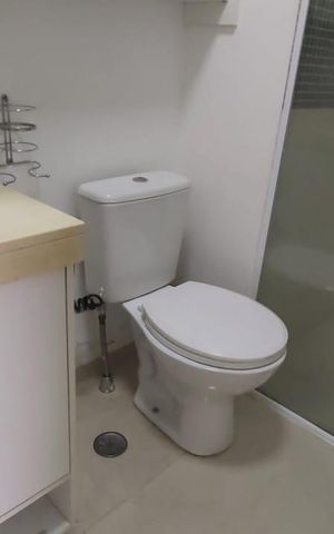 Apartamento à venda com 68m², 2 quartos e 1 vaga Apartamento à venda com 68m², 2 quartos e 1 vagaBanheiro
