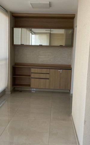 Apartamento à venda com 68m², 2 quartos e 1 vaga Apartamento à venda com 68m², 2 quartos e 1 vagaVaranda