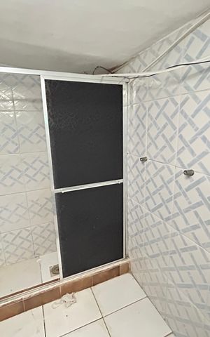 Casa para alugar com 60m², 2 quartos e sem vagaBanheiro