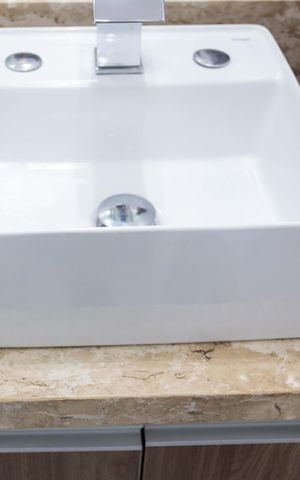 Apartamento à venda com 69m², 3 quartos e 2 vagasBanheiro da Suíte