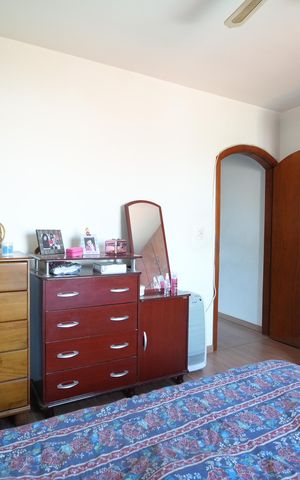 Casa à venda com 159m², 2 quartos e 2 vagasQuarto 1