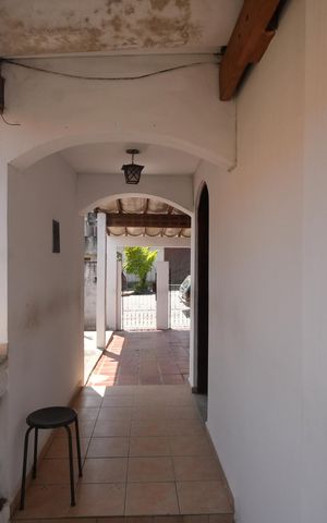 Casa à venda com 159m², 2 quartos e 2 vagasQuintal