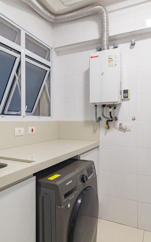 Apartamento à venda com 95m², 3 quartos e 2 vagas Apartamento à venda com 95m², 3 quartos e 2 vagasÁrea de Serviço