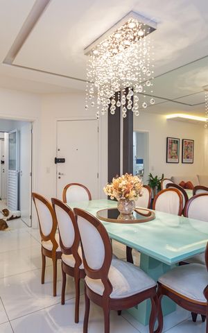Apartamento à venda com 95m², 3 quartos e 2 vagas Apartamento à venda com 95m², 3 quartos e 2 vagasSala de Jantar